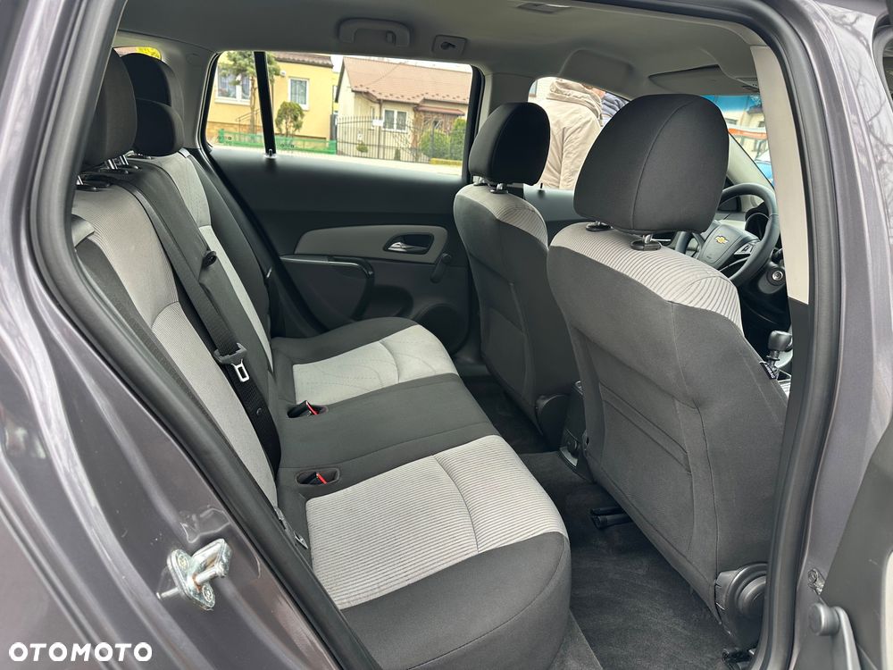 Chevrolet Cruze 1.6 LT - 15