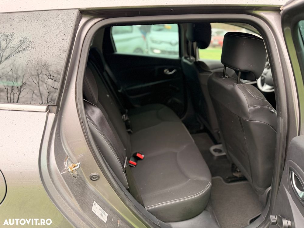Renault Clio - 7