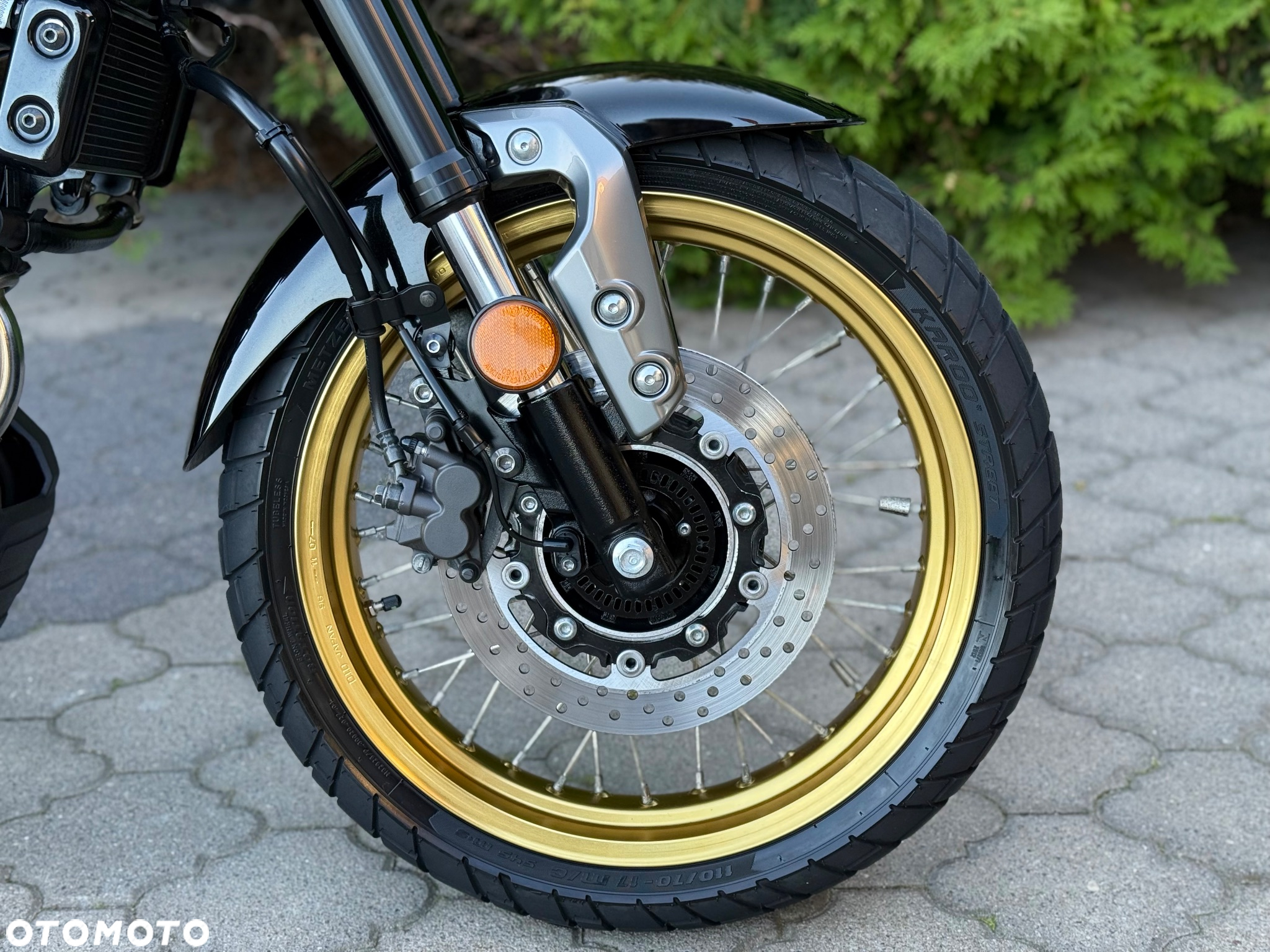 Yamaha XSR - 11