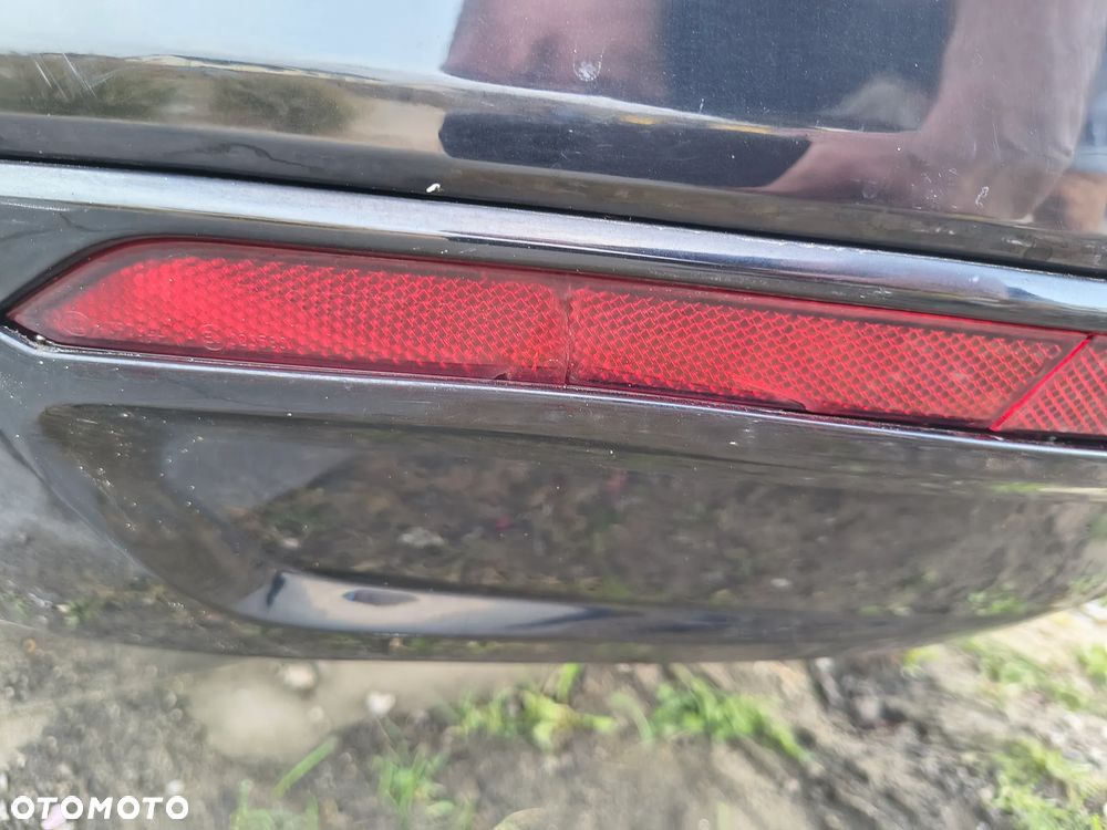 Volkswagen Passat - 25