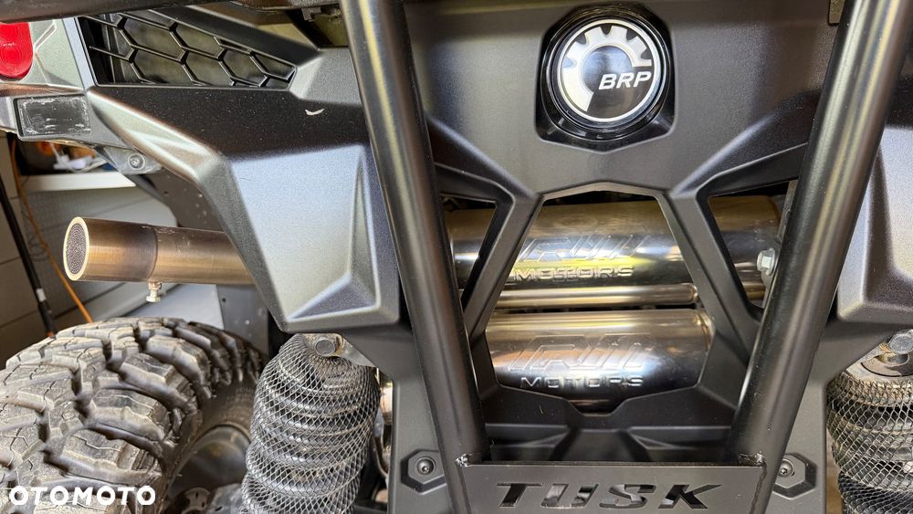 Can-Am Maverick - 8