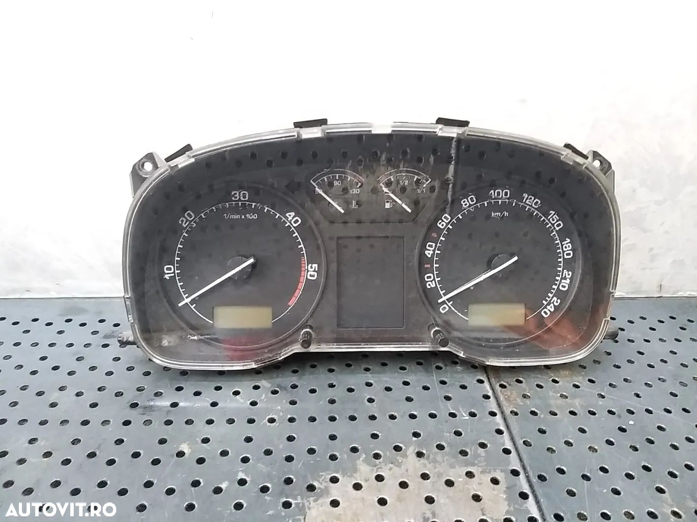 Ceasuri bord diesel skoda octavia 1 1u2 1u0920811j 110080146 - 1