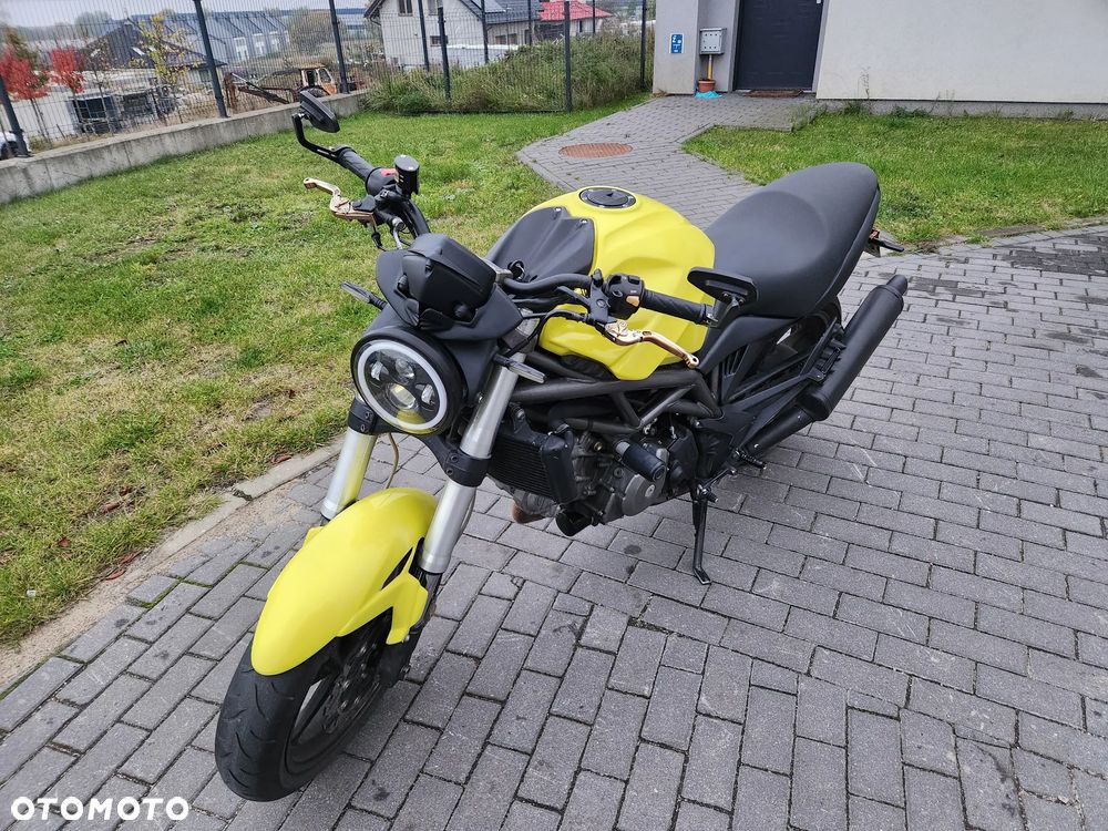 Cagiva Raptor - 1