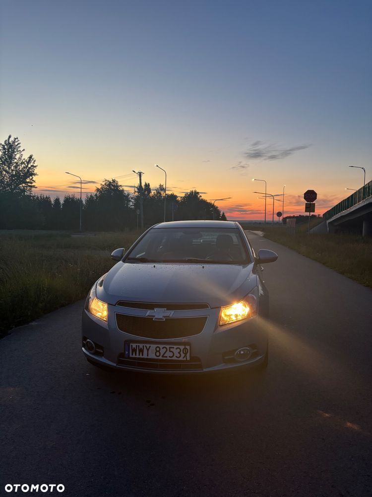 Chevrolet Cruze 1.8 LT+ - 14