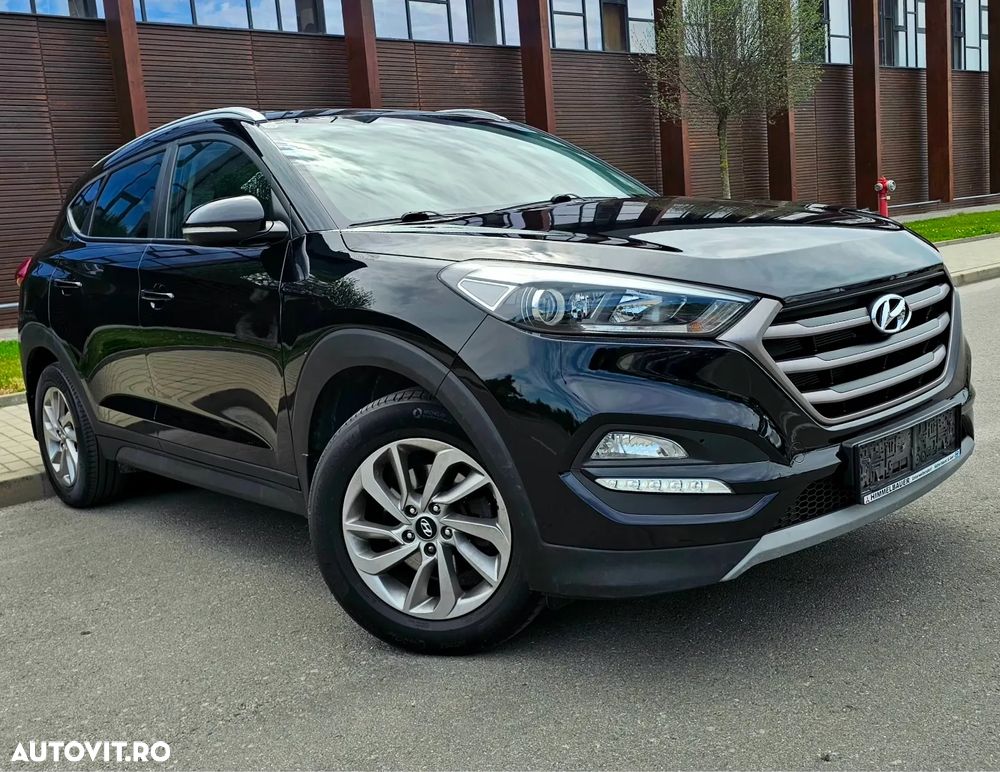 Hyundai Tucson blue 1.7 CRDi 2WD DCT Premium - 19