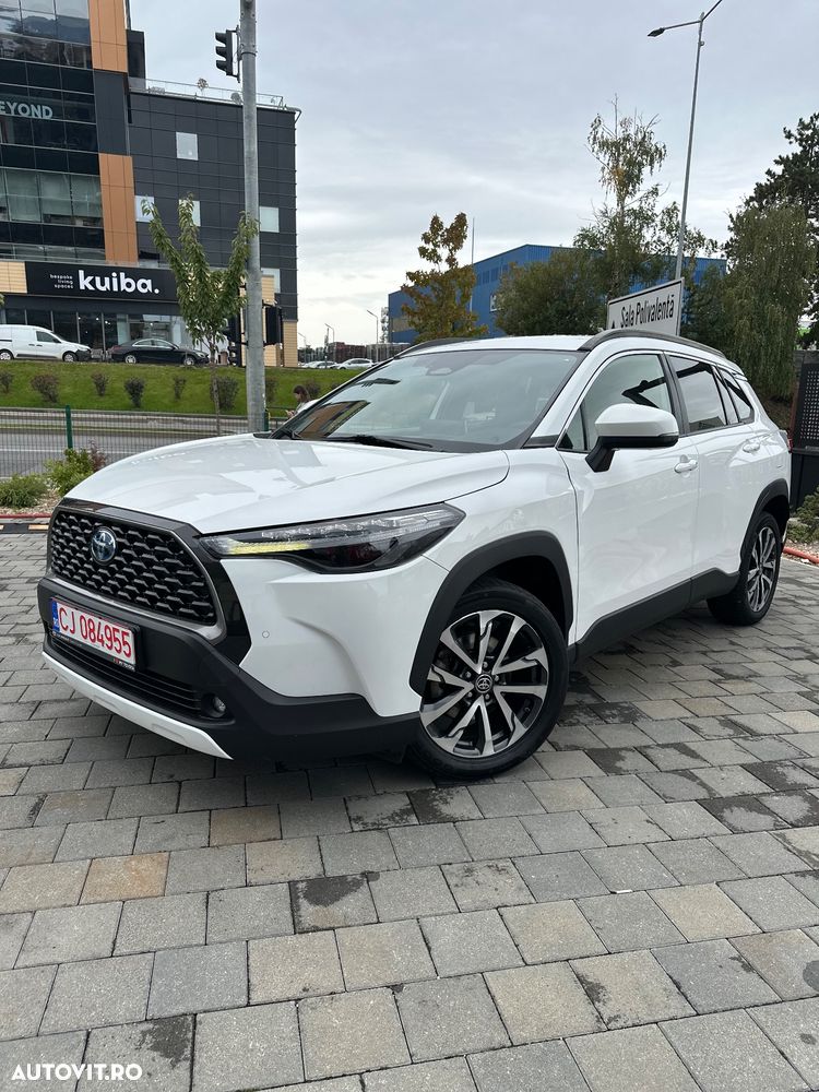 Toyota Corolla Cross Hybrid 2.0 VVT-i Lounge - 1