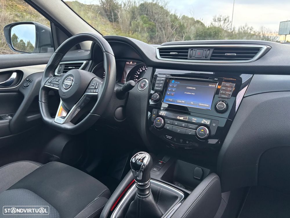 Nissan Qashqai 1.5 dCi N-Connecta Led - 26