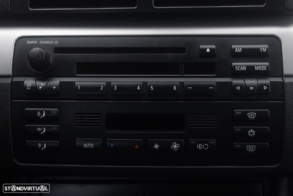 BMW 320 d Touring - 10