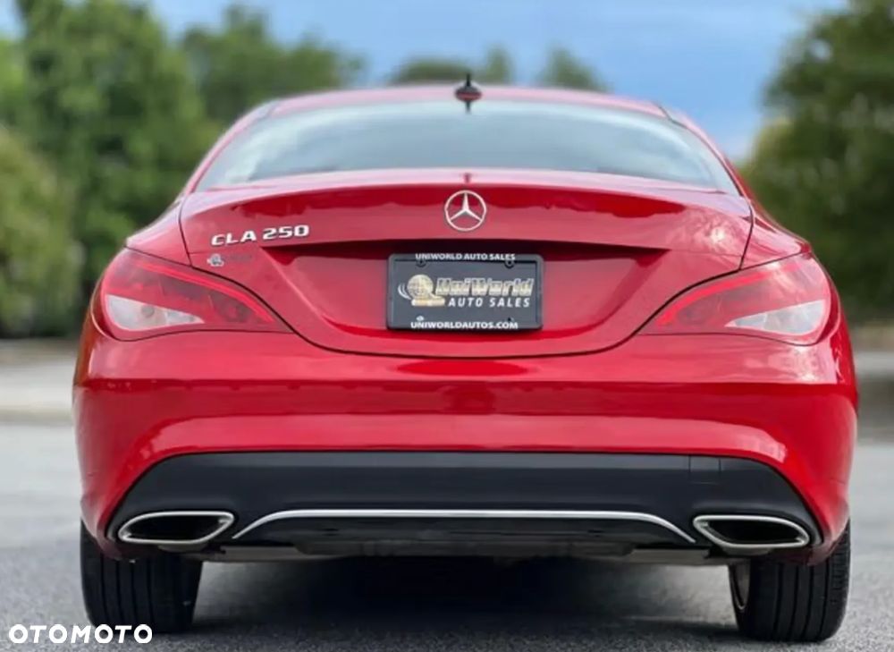 Mercedes-Benz CLA 250 4Matic 7G-DCT Sport - 6