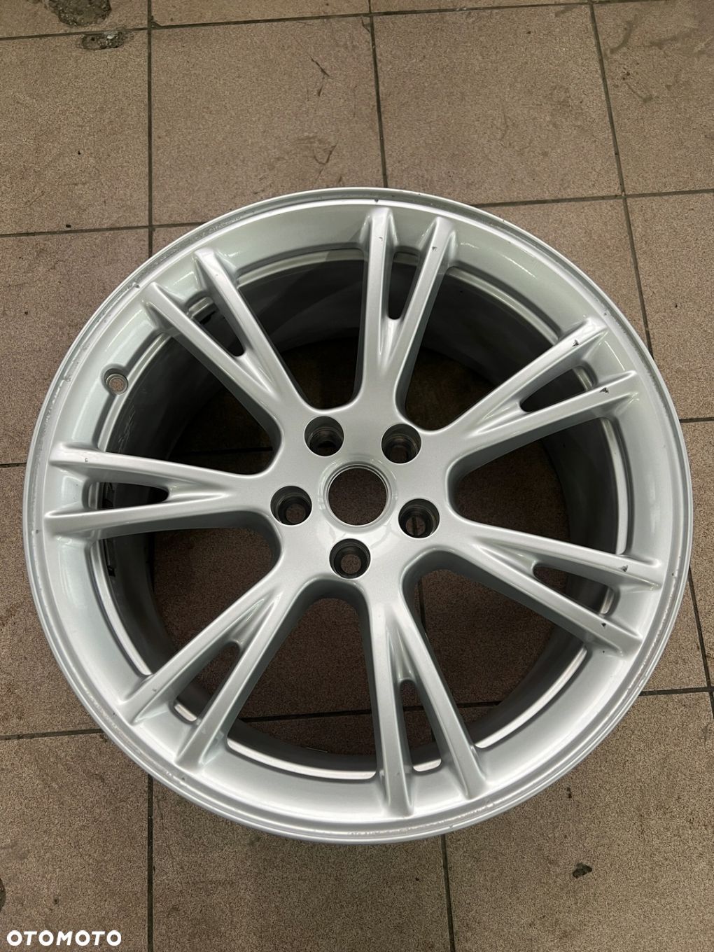 TESLA MODEL Y 20- FELGA ALUMINIOWA 19 9,5J ET45 5X114,3 PROSTA - 1