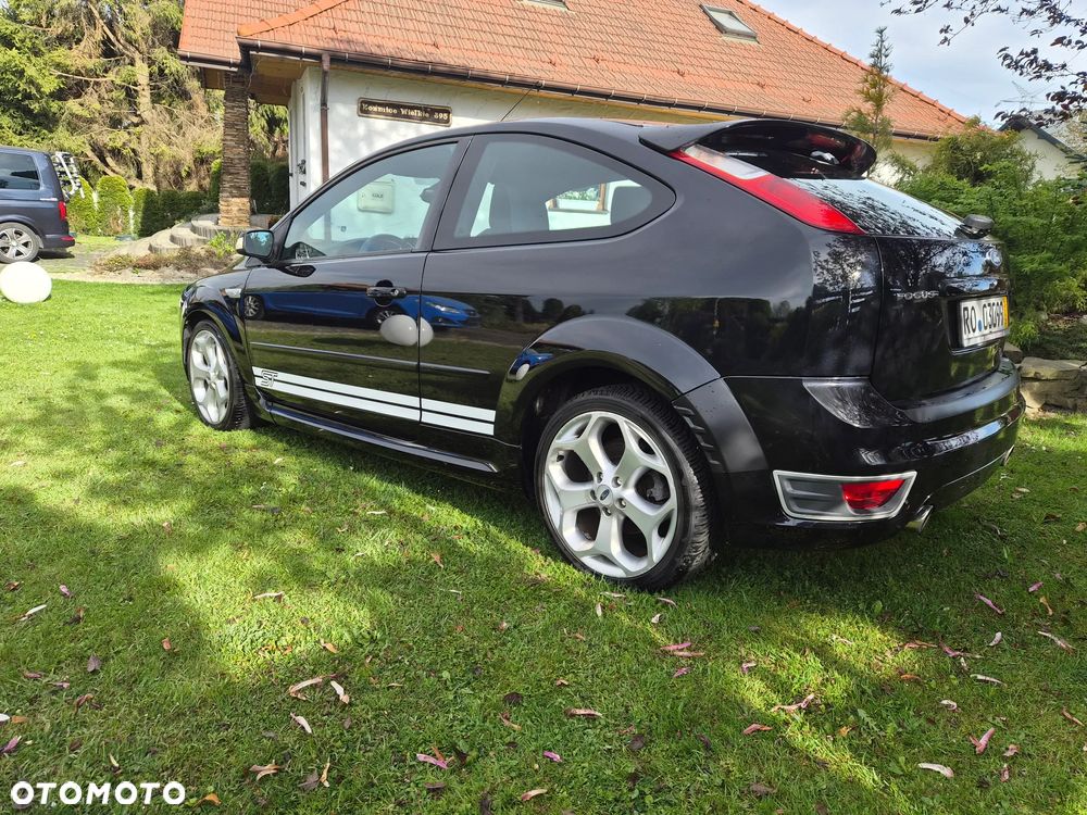 Ford Focus 2.5 ST - 5