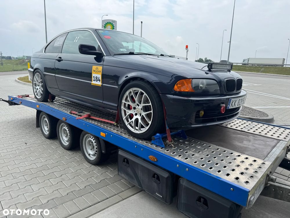 BMW Seria 3 323Ci - 13