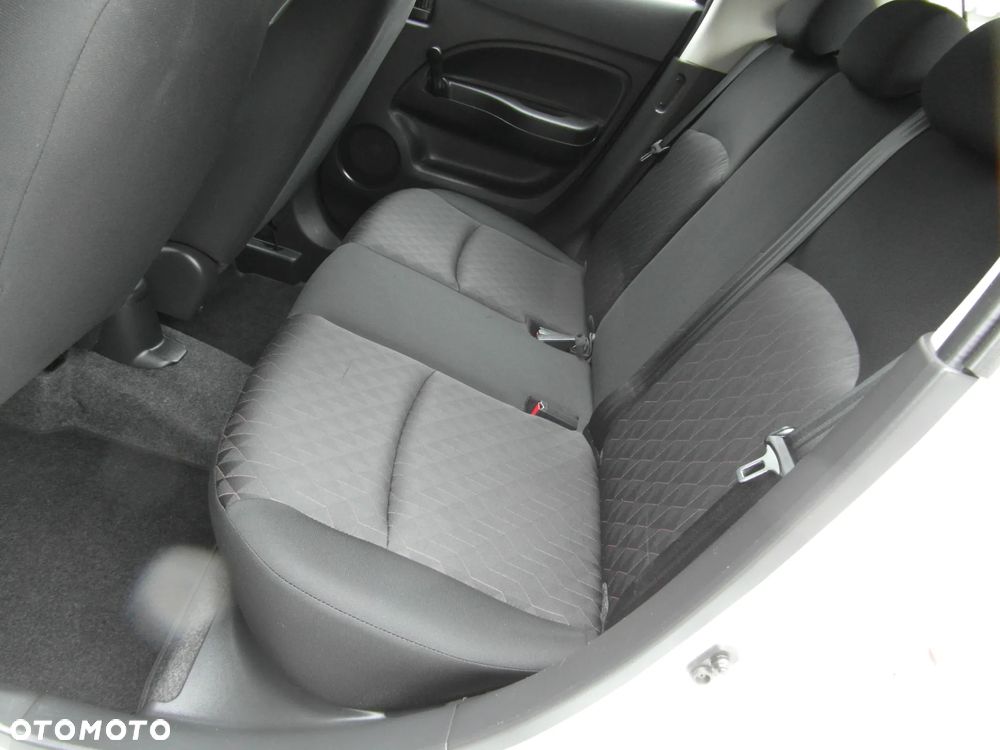 Mitsubishi Space Star 1.2 Spirit - 34