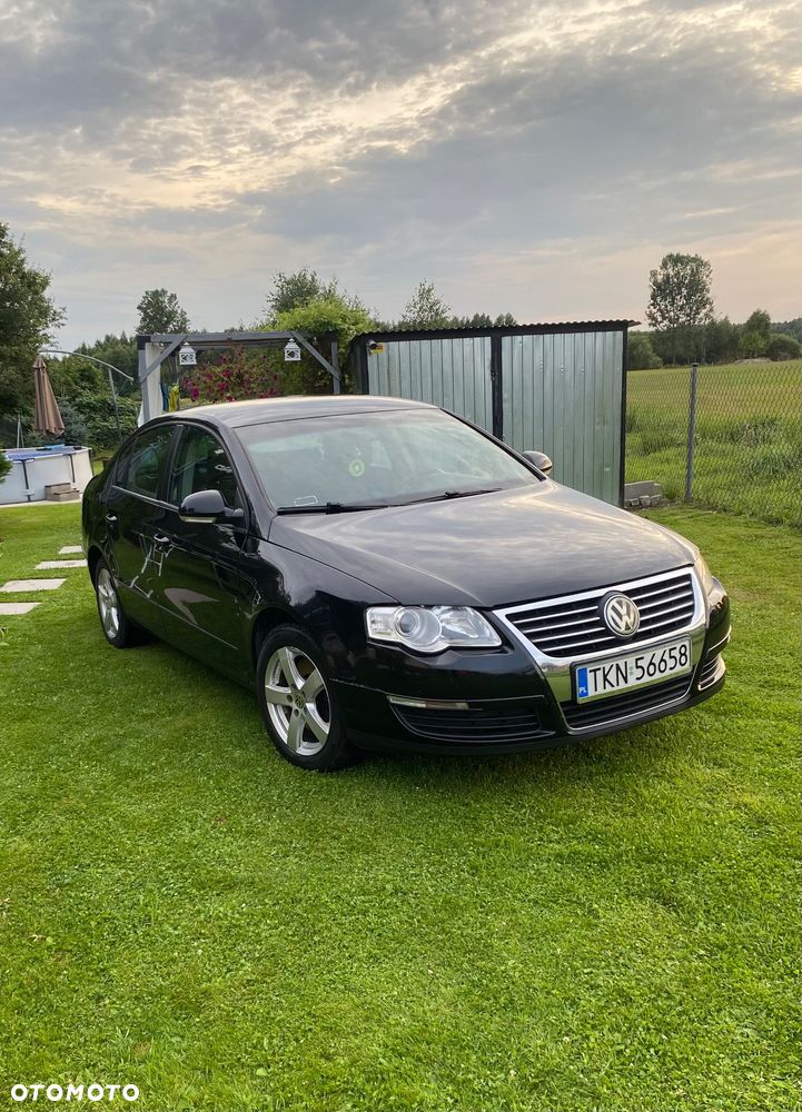 Volkswagen Passat 1.9 TDI Comfortline - 6