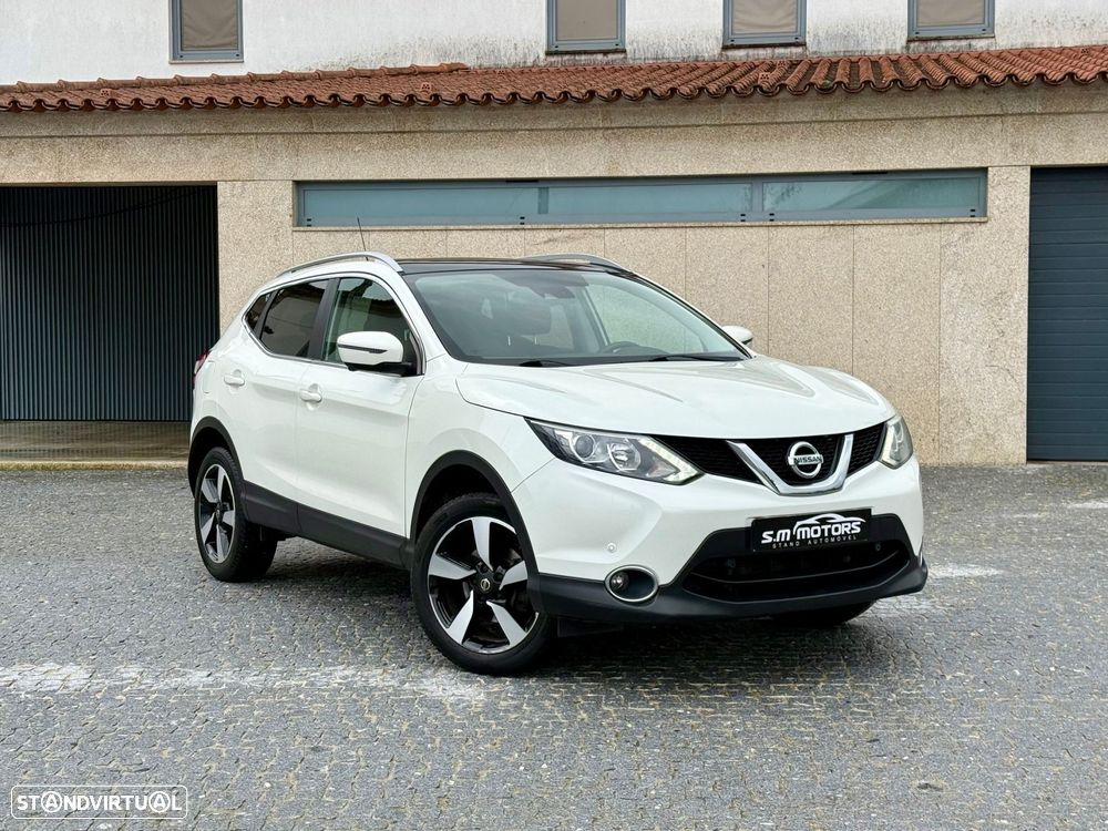 Nissan Qashqai 1.2 DIG-T N-Connecta - 1