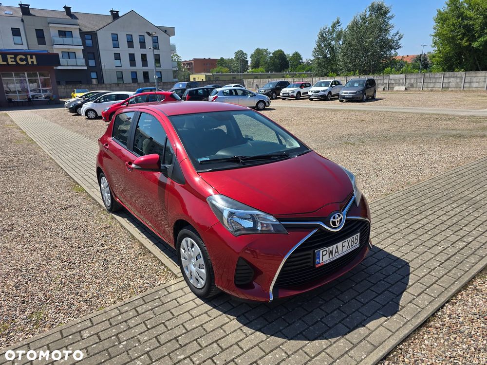 Toyota Yaris 1.33 Premium - 4