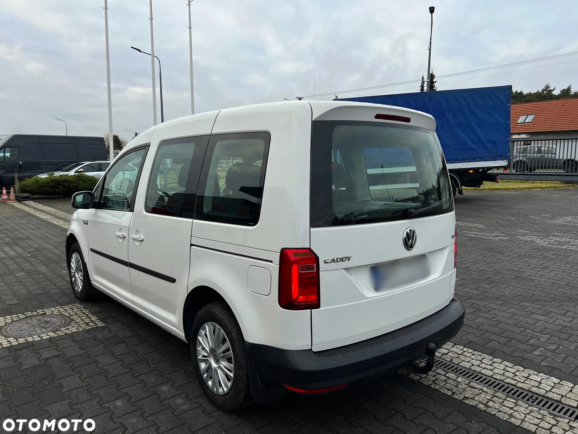 Volkswagen Caddy 2.0 TDI Comfortline - 3