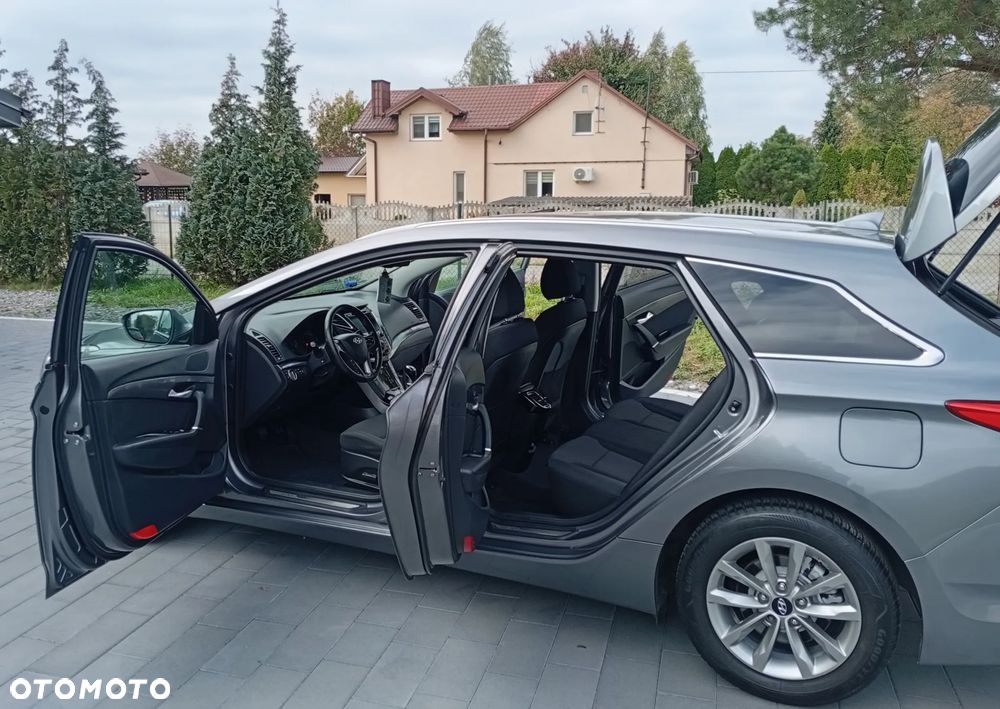 Hyundai i40 Kombi 1.7 CRDi Premium - 12