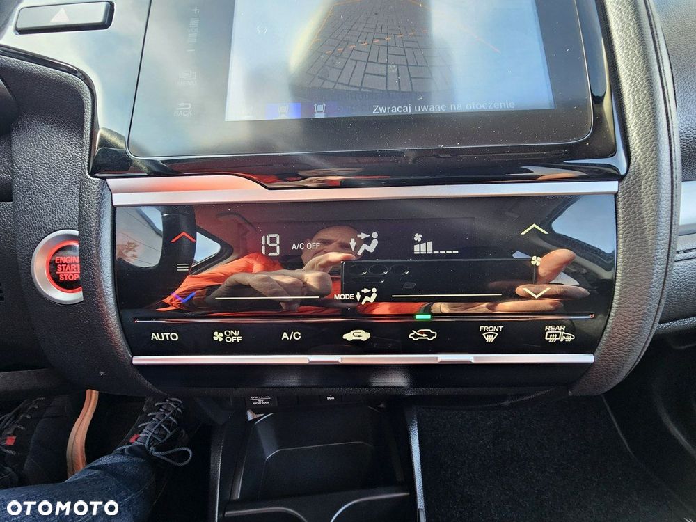 Honda Jazz 1.3 i-VTEC CVT Elegance - 26