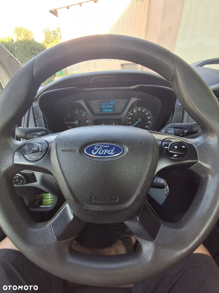 Ford Transit - 14