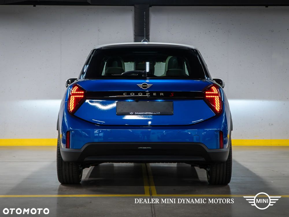 MINI Cooper S Favoured Trim - 6