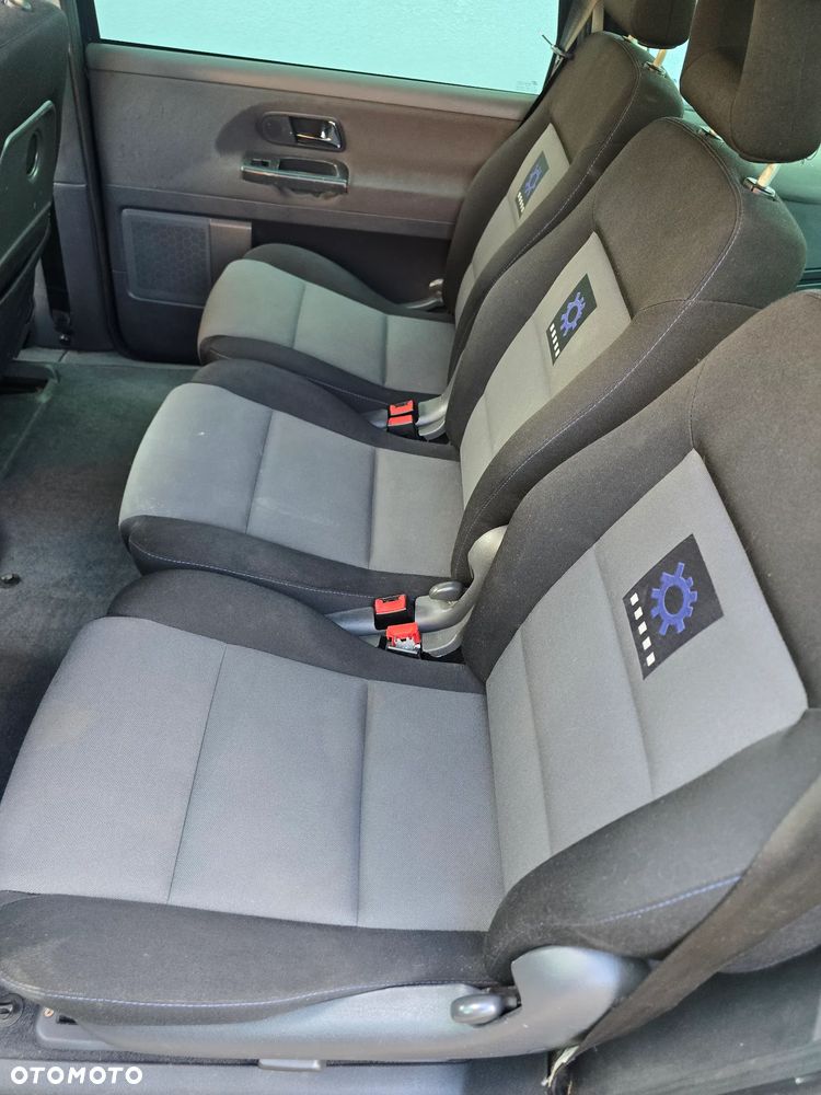 Volkswagen Sharan - 18