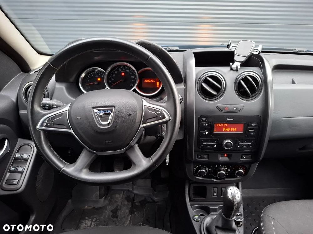 Dacia Duster 1.6 SCe Open S&S - 11