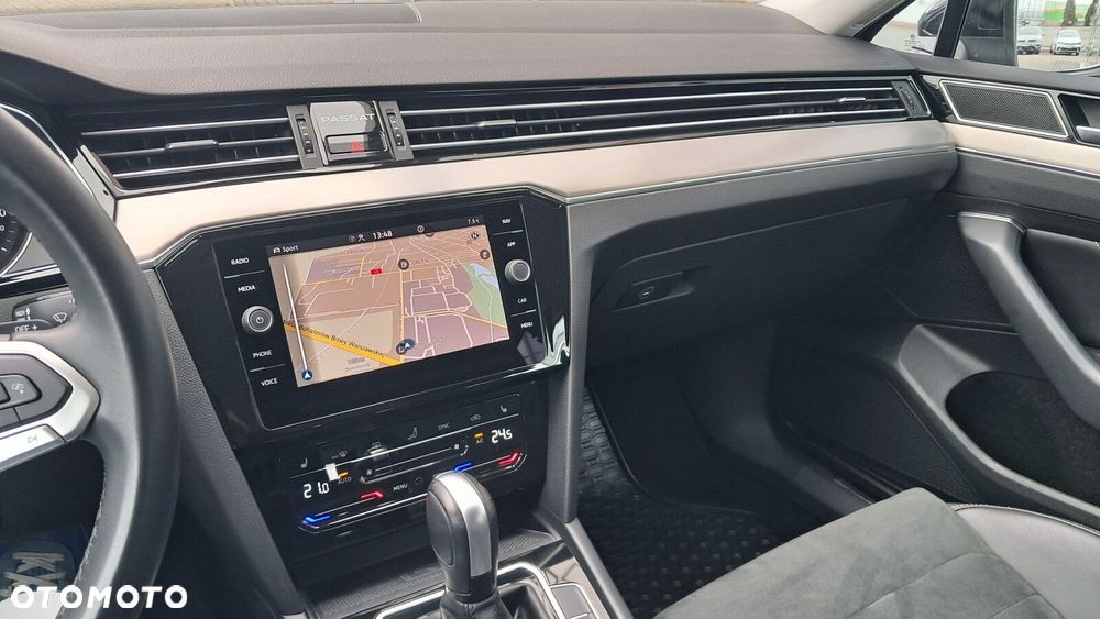 Volkswagen Passat 2.0 TDI EVO Elegance DSG - 18