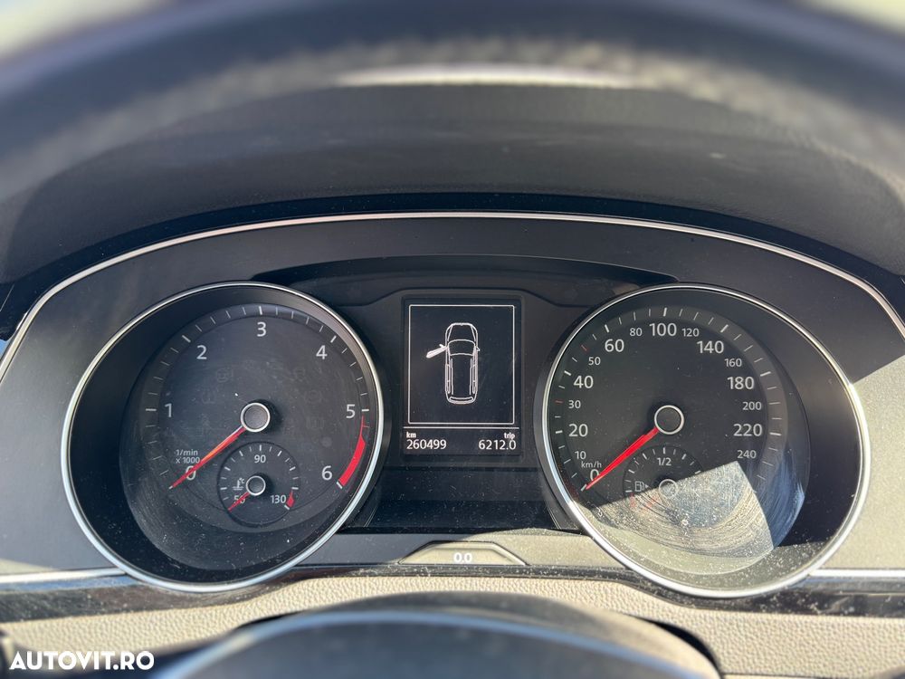 Volkswagen Passat 1.6 TDI (BlueMotion Technology) DSG Comfortline - 5
