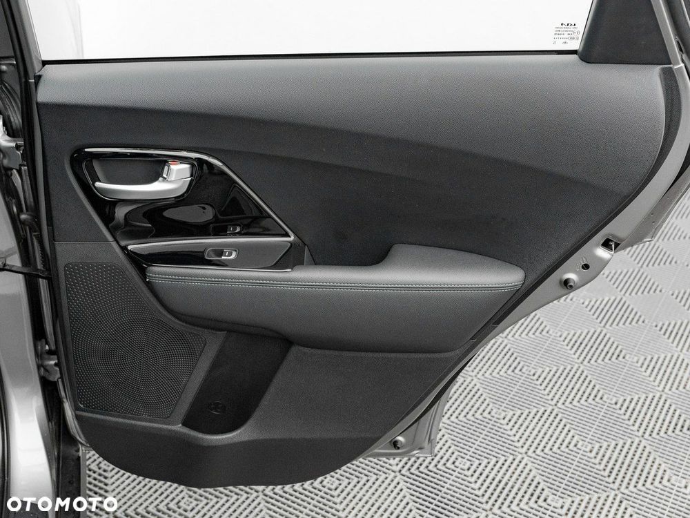Kia Niro 64kWh L - 32