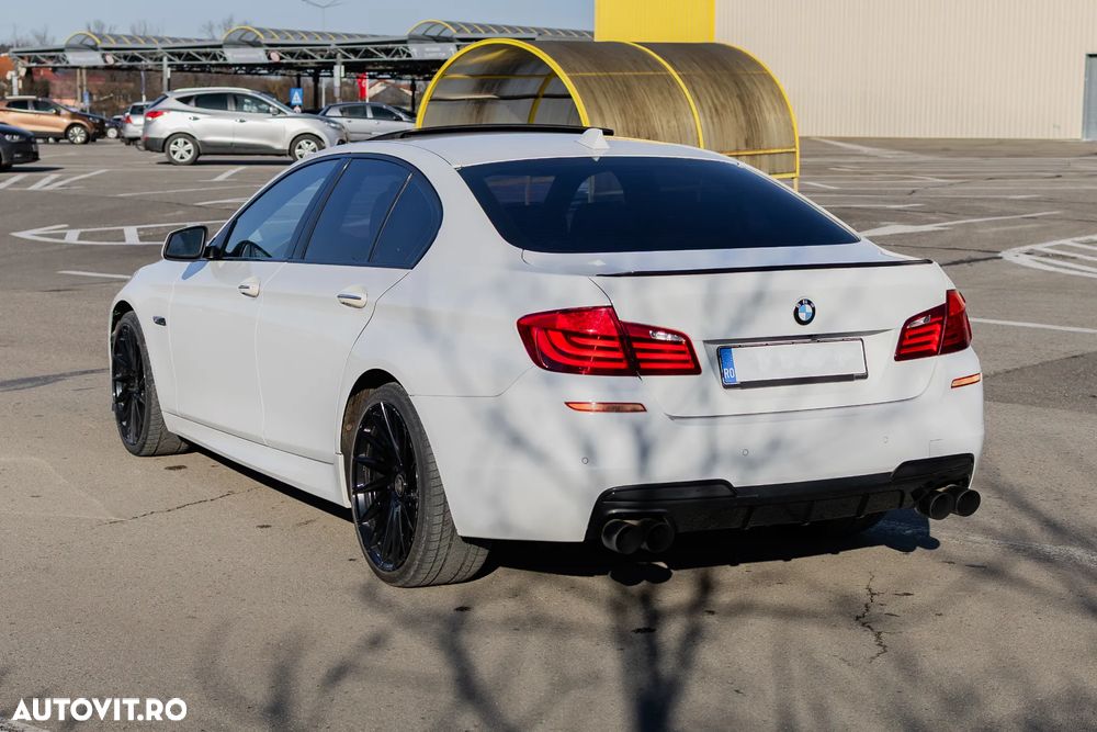 BMW Seria 5 535i Sport-Aut. - 4