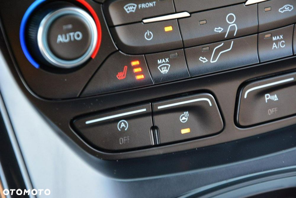 Ford Kuga 2.0 TDCi AWD ST-Line - 28