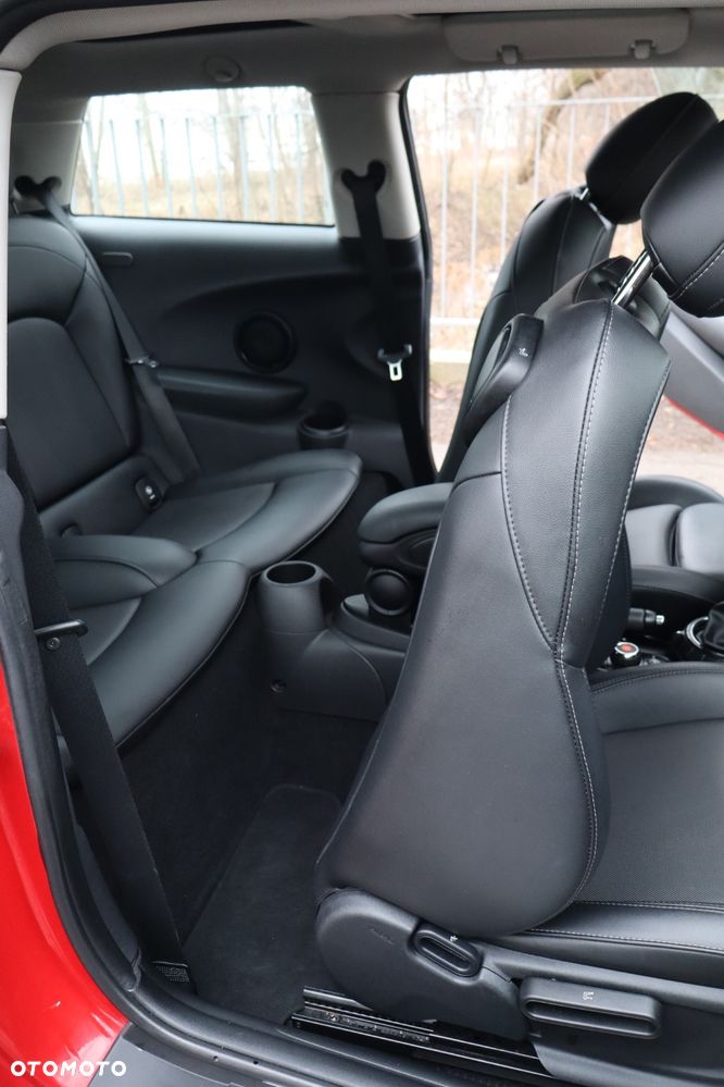 MINI Cooper Standard - 20