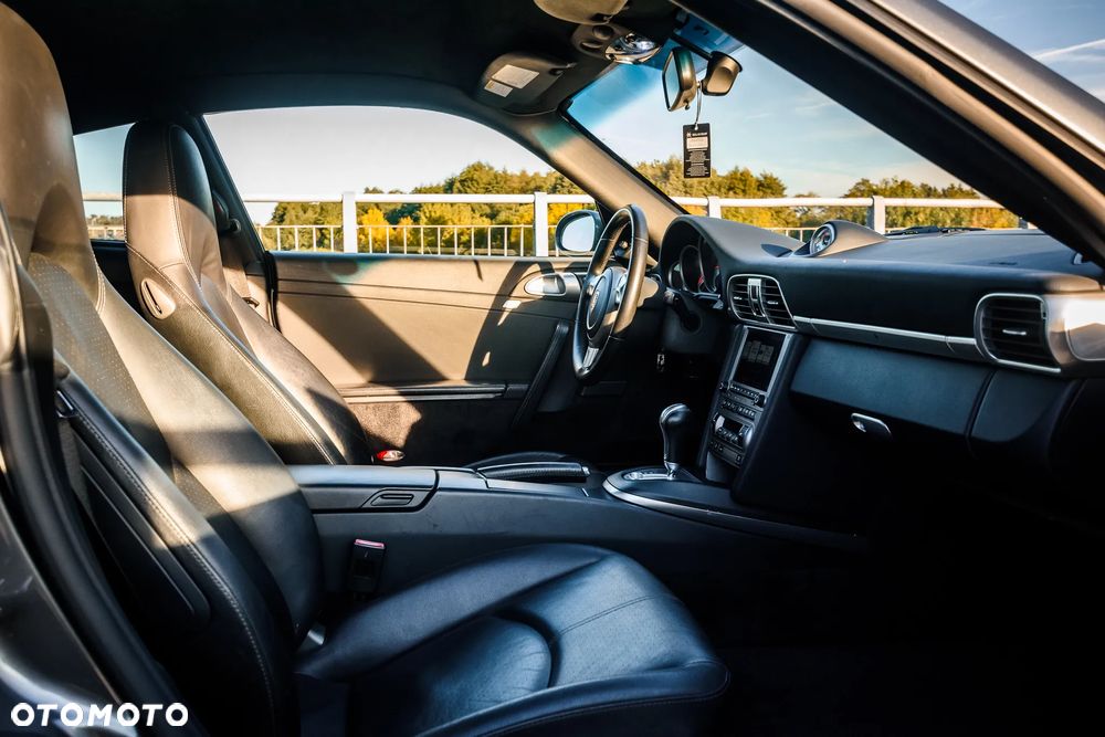 Porsche 911 Carrera S Tiptronic - 15