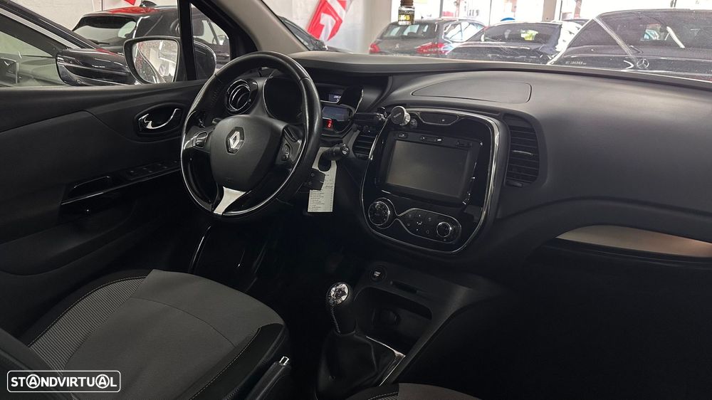 Renault Captur 1.5 dCi Exclusive - 16