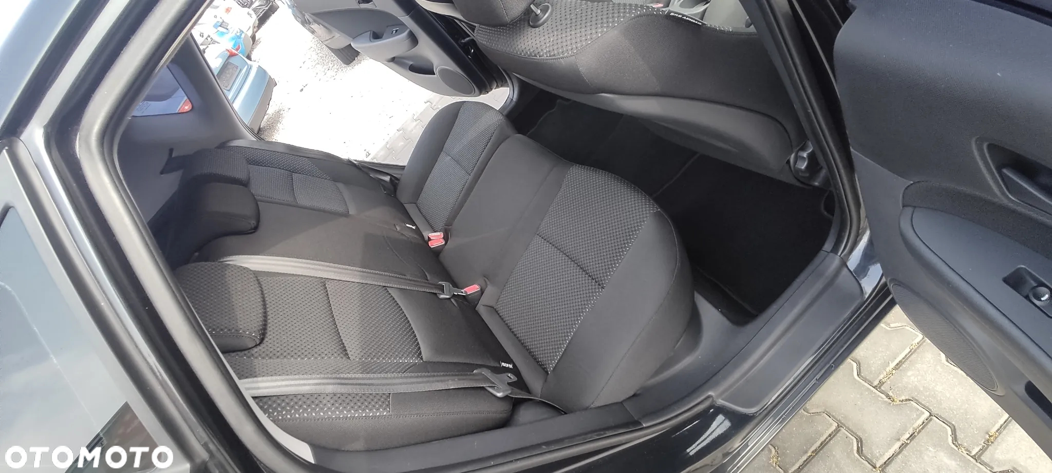 Hyundai i30 1.4 blue Comfort - 25