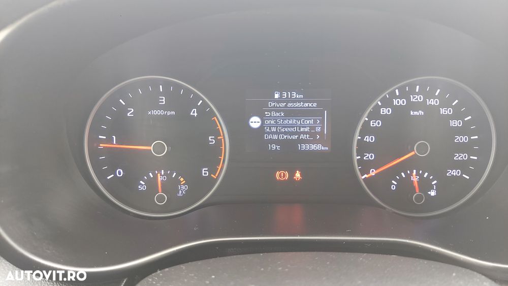 Kia Sportage 1.6 DSL 6MT 4x2 Business Line - 17