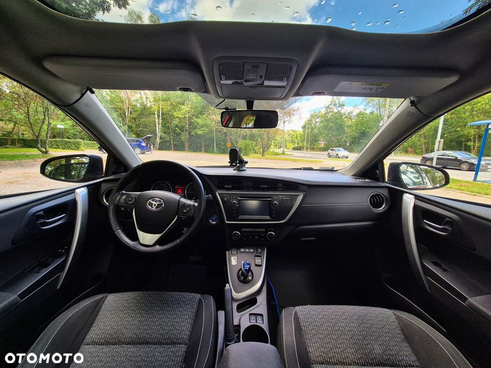 Toyota Auris - 10
