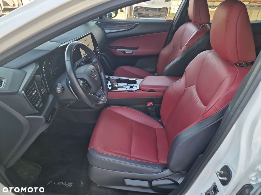 Lexus NX 350h Business AWD - 12