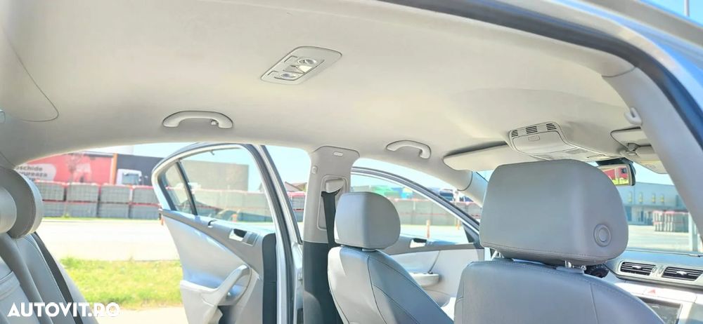 Volkswagen Passat Variant 2.0 TDI Comfortline - 7