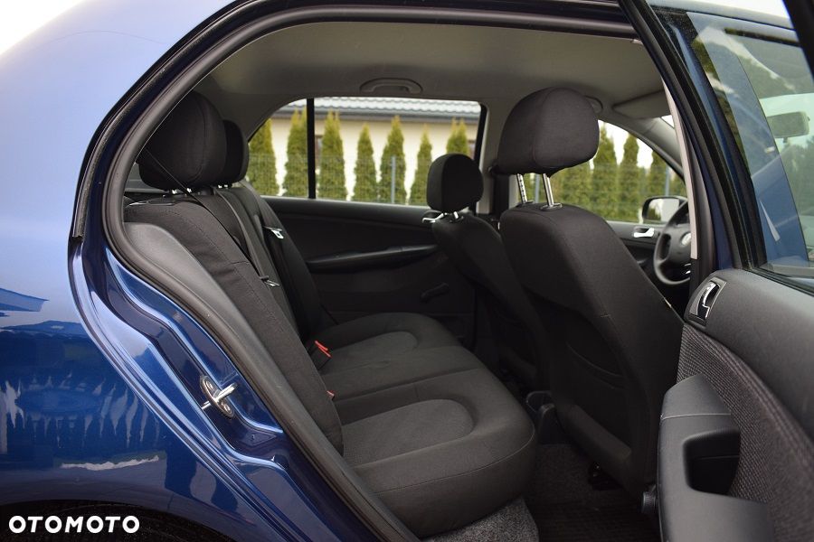 Skoda Fabia 1.4 16V Cool Edition - 11