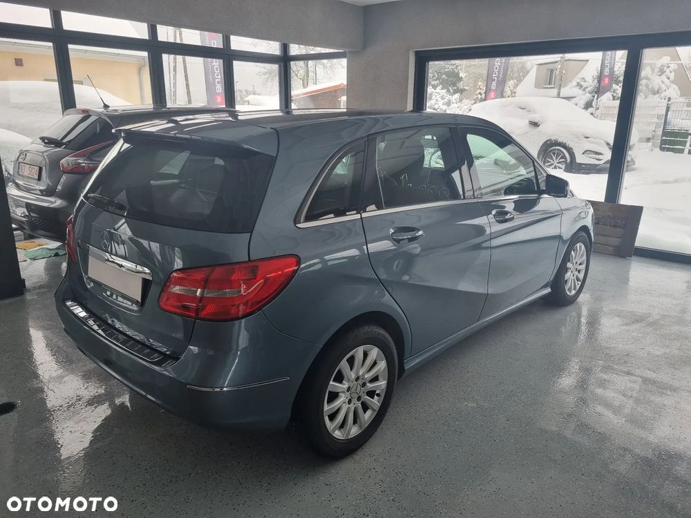 Mercedes-Benz Klasa B 180 CDI (BlueEFFICIENCY) 7G-DCT - 6