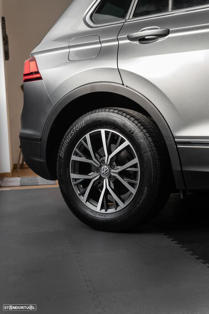 VW Tiguan 2.0 TDI Confortline - 11