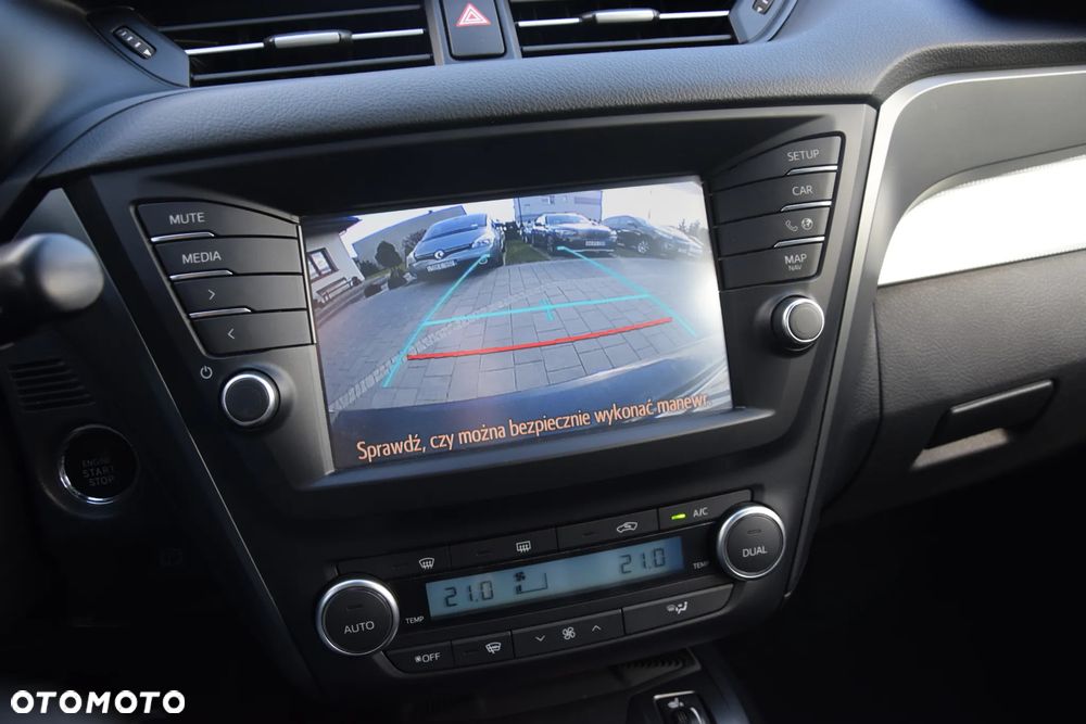 Toyota Avensis 1.8 Edition (2014) - 7