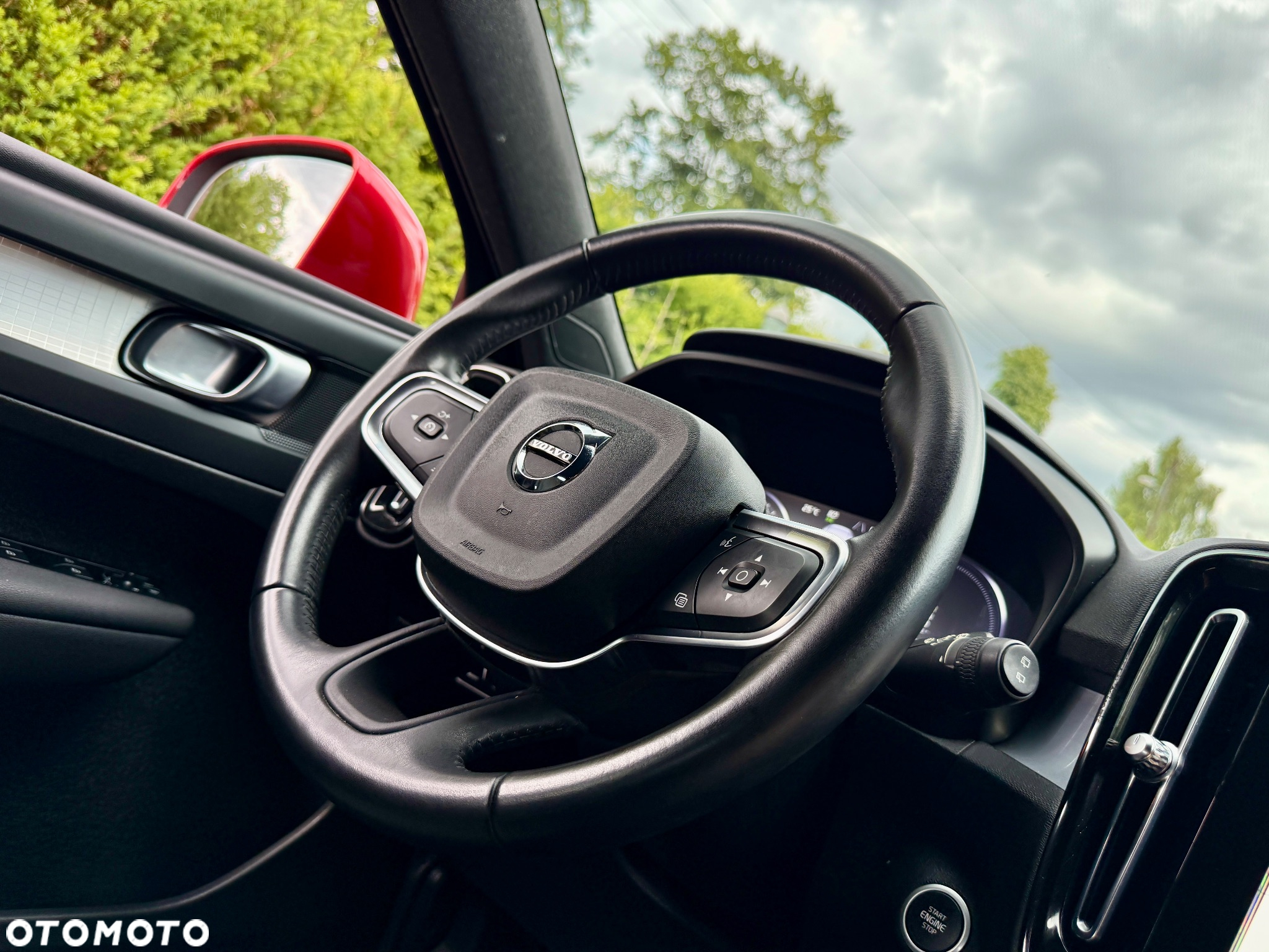 Volvo XC 40 T5 Plug-In Hybrid Momentum Pro - 16