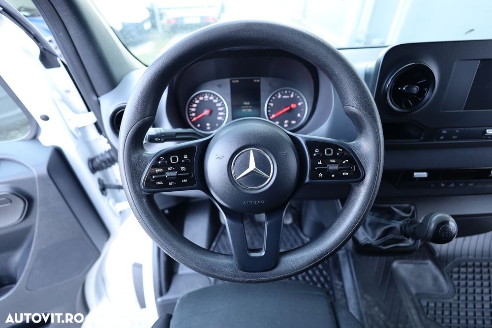 Mercedes-Benz Sprinter L3H2 - 16