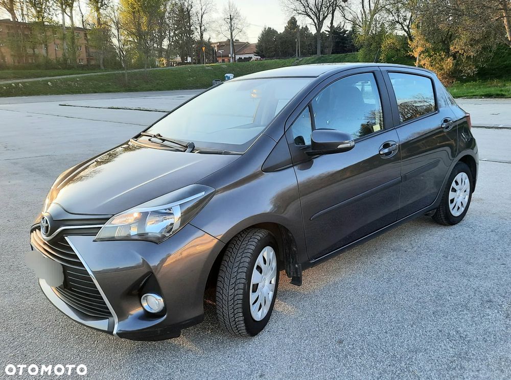 Toyota Yaris 1.33 Premium EU6 - 21