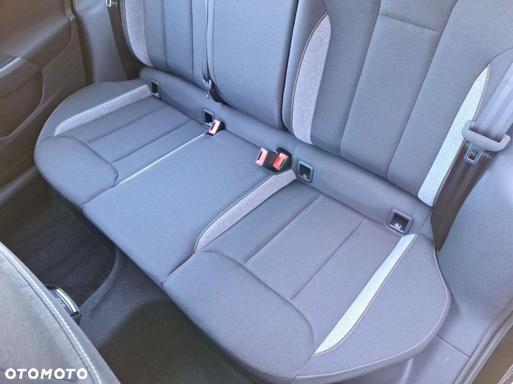 Skoda Kamiq 1.5 TSI Drive DSG - 32