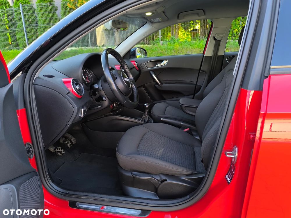 Audi A1 Sportback 1.6 TDI S line edition - 10