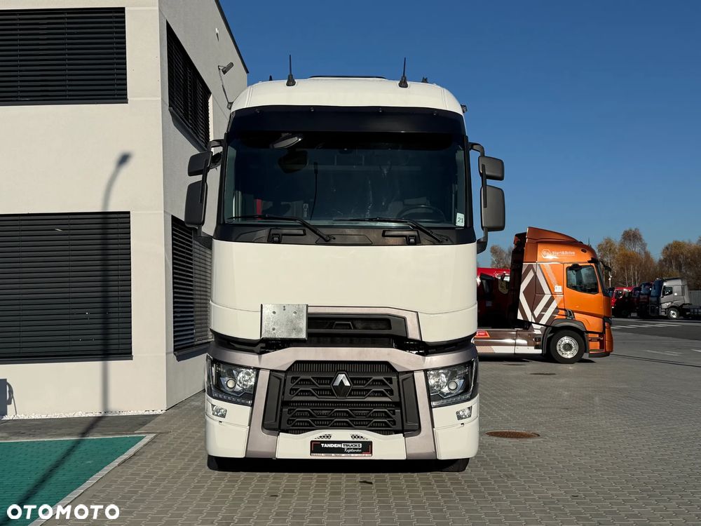 Renault T520 HighCab / Standard / Lodówka - 2